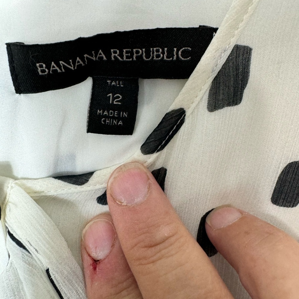 Banana Republic Pleated Dot-Print Dress, BLack and white 12 tall 1867 - Picture 2 of 2